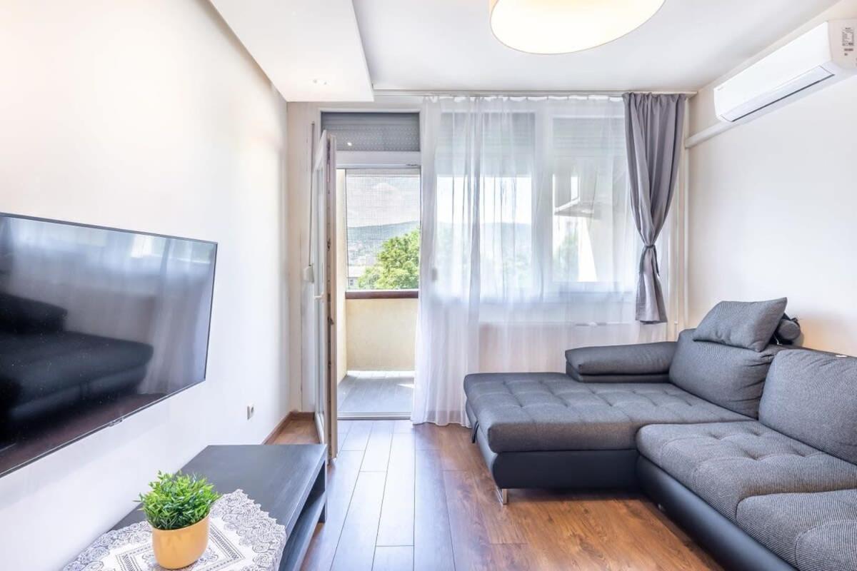 Cozy Quiet Apartment With A Balcony Budapest Eksteriør bilde