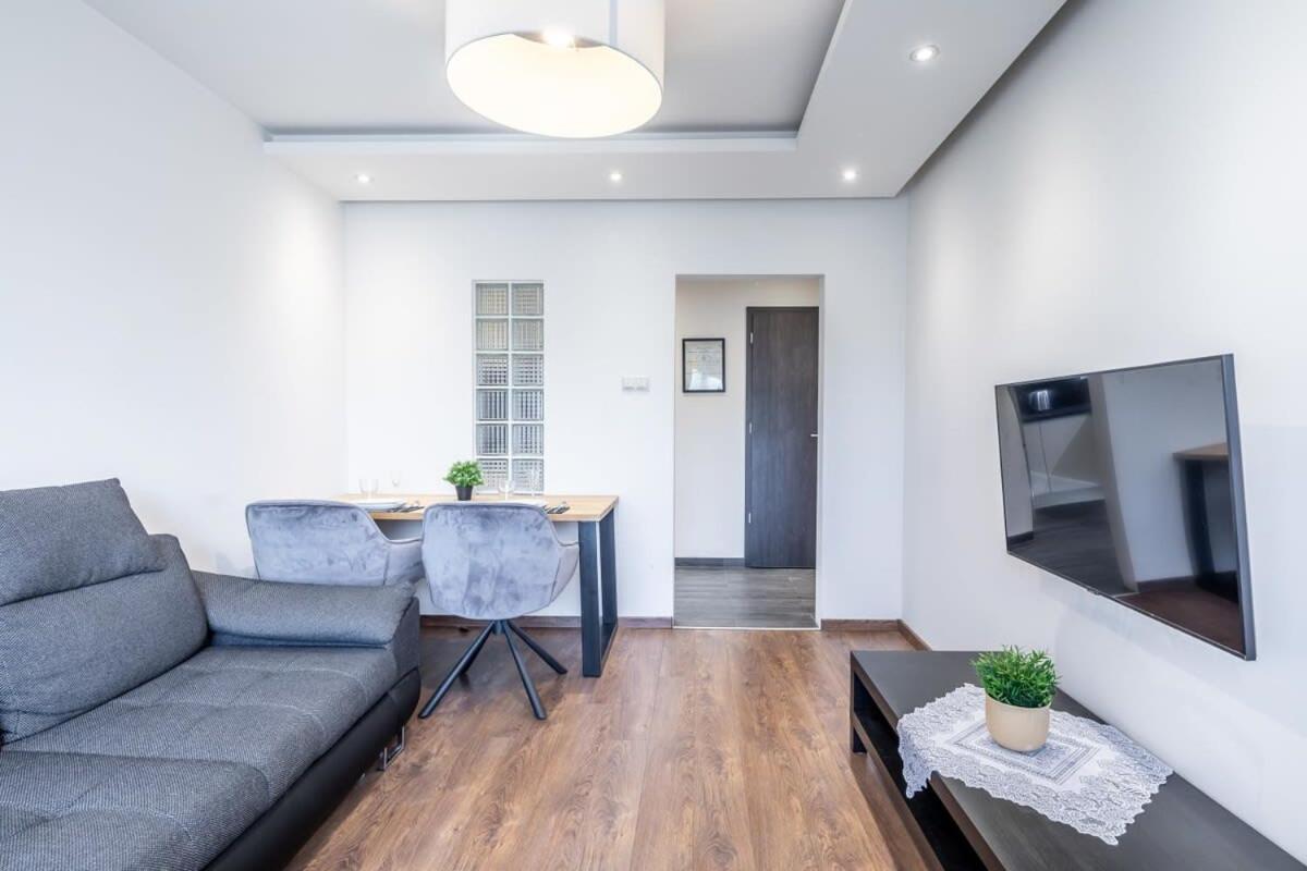 Cozy Quiet Apartment With A Balcony Budapest Eksteriør bilde
